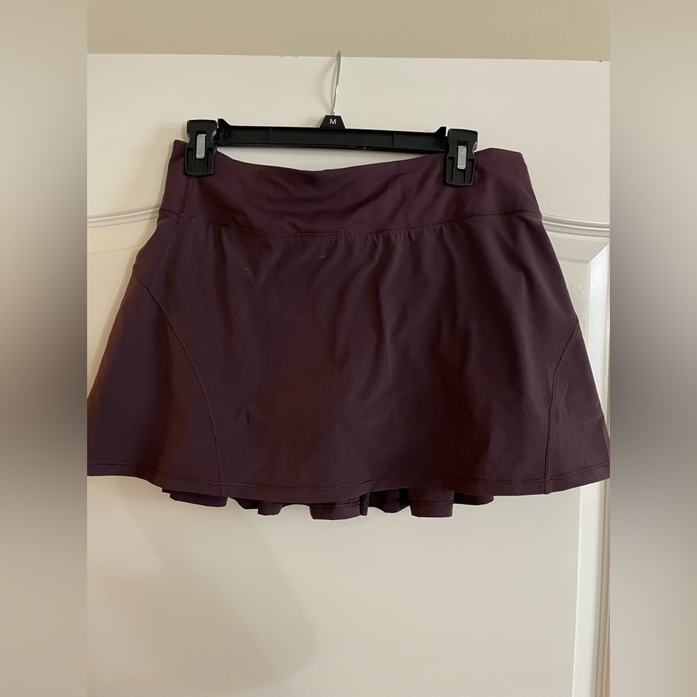 LuluLemon Women’s Athletic Skirt (Barely Worn)